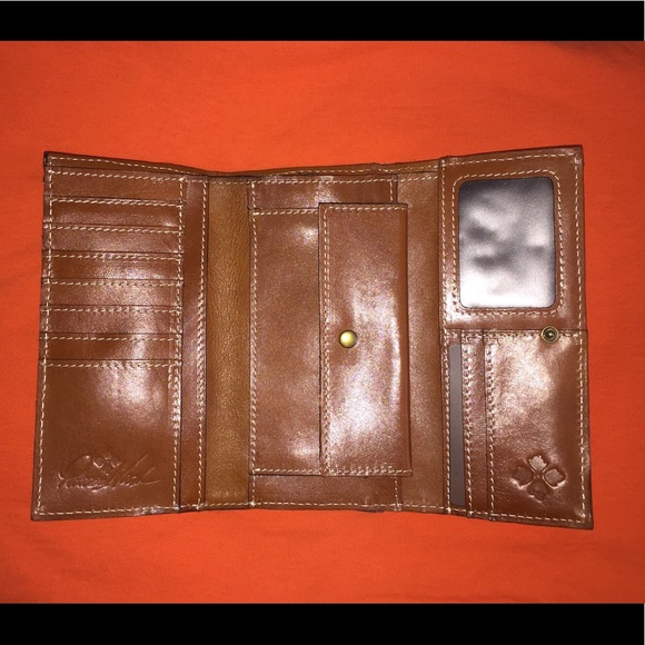 Patricia Nash Wallet - Picture 3 of 8